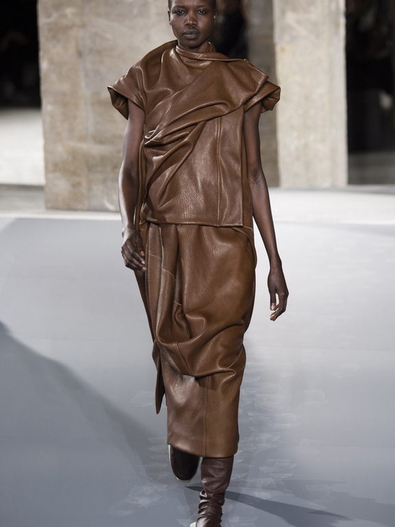  Fall 2016 Ready-to-Wear