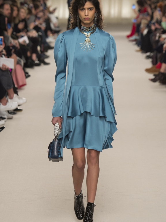  Fall 2016 Ready-to-Wear