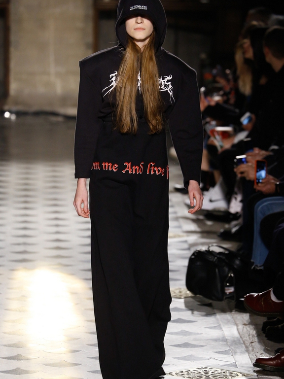  Fall 2016 Ready-to-Wear