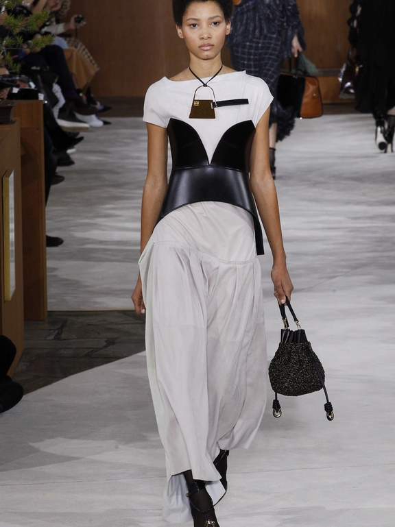  Fall 2016 Ready-to-Wear