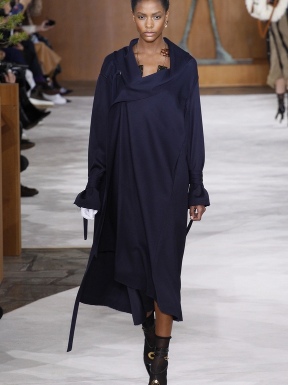  Fall 2016 Ready-to-Wear