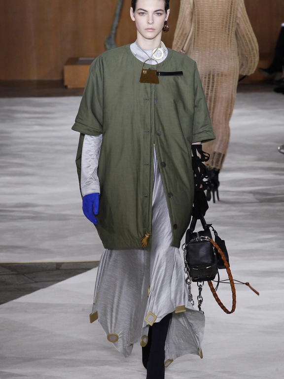  Fall 2016 Ready-to-Wear