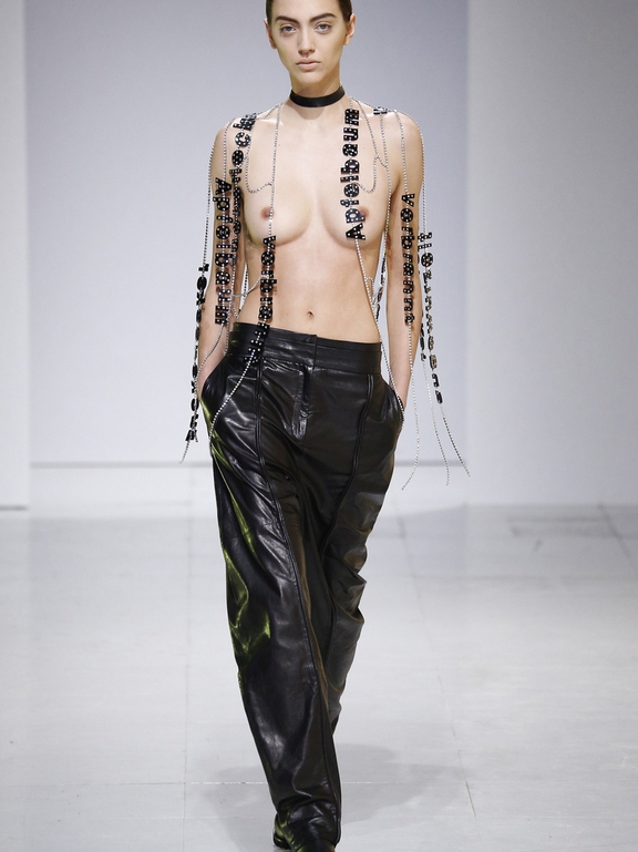  Fall 2016 Ready-to-Wear