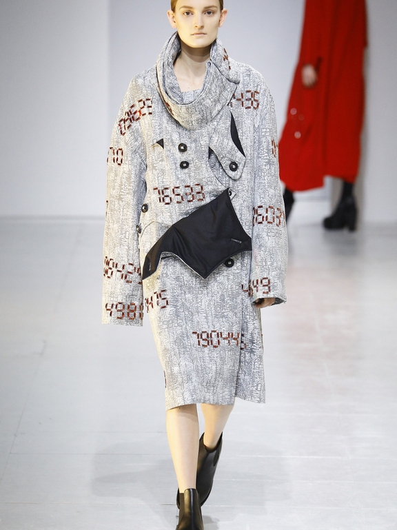  Fall 2016 Ready-to-Wear