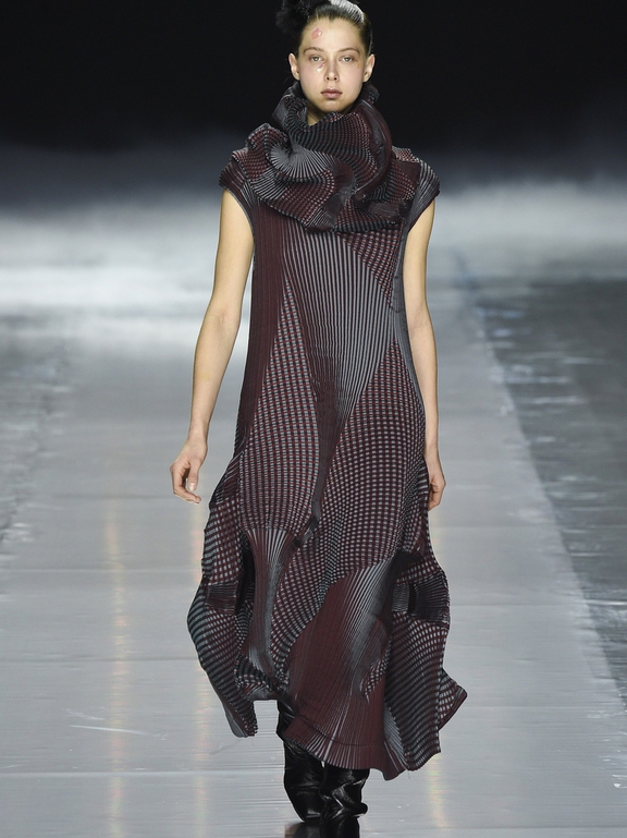  Fall 2016 Ready-to-Wear