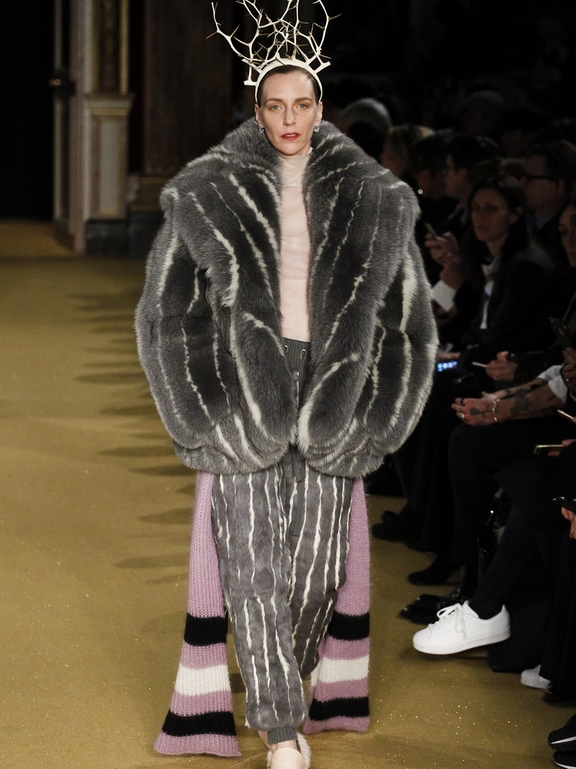  Fall 2016 Ready-to-Wear