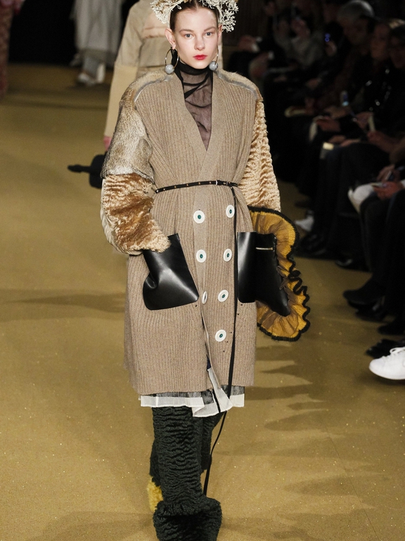  Fall 2016 Ready-to-Wear