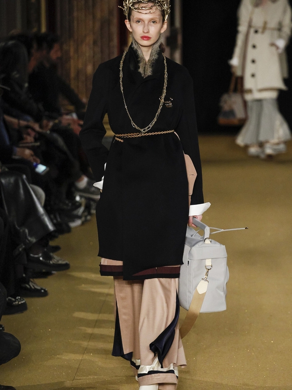  Fall 2016 Ready-to-Wear