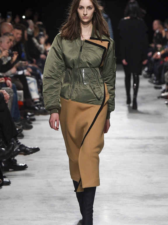  Fall 2016 Ready-to-Wear