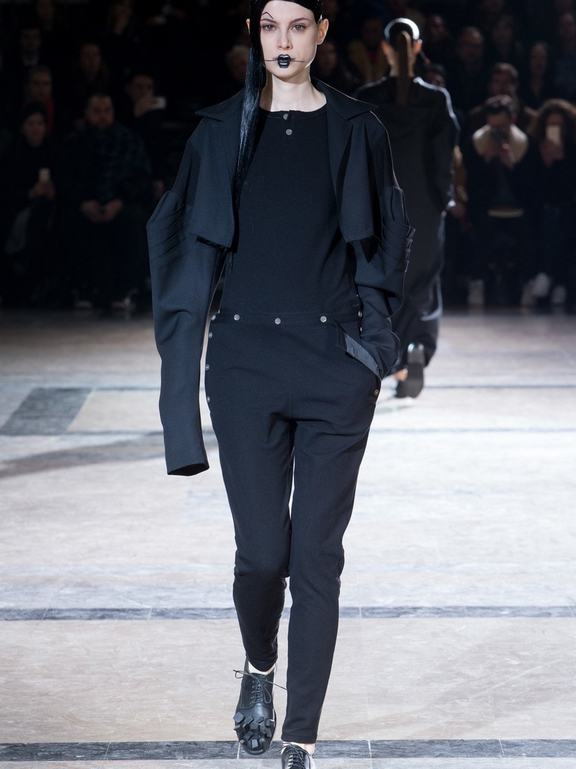  Fall 2016 Ready-to-Wear