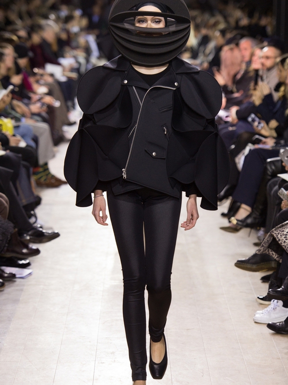  Fall 2016 Ready-to-Wear