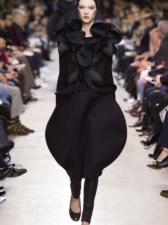  Fall 2016 Ready-to-Wear