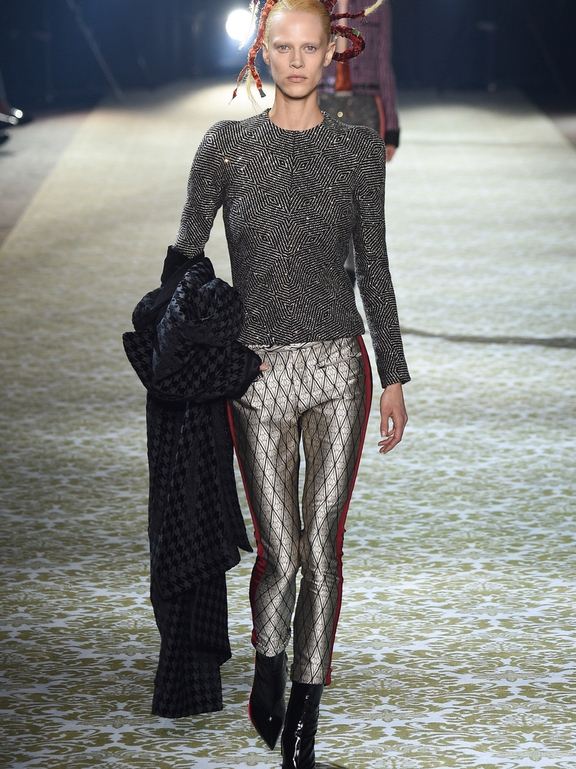  Fall 2016 Ready-to-Wear