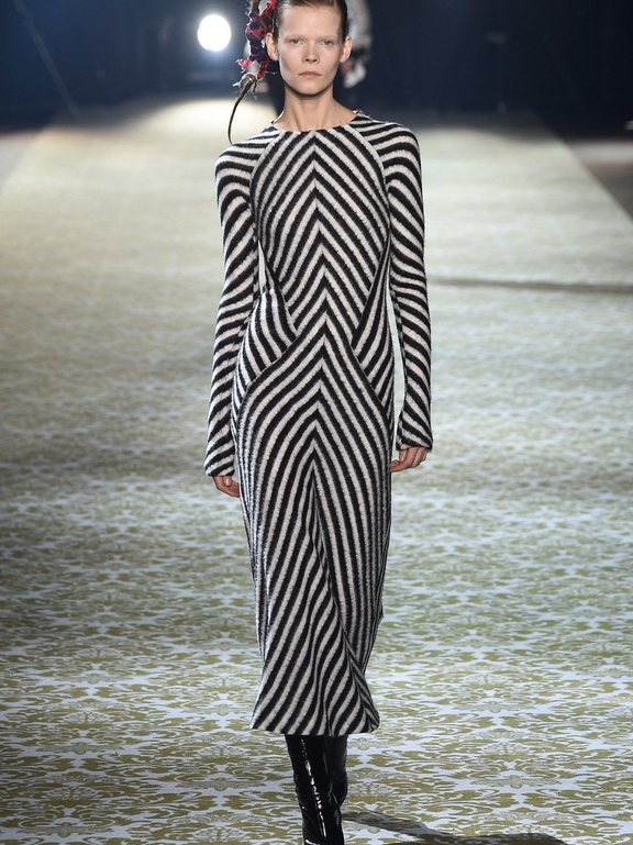  Fall 2016 Ready-to-Wear