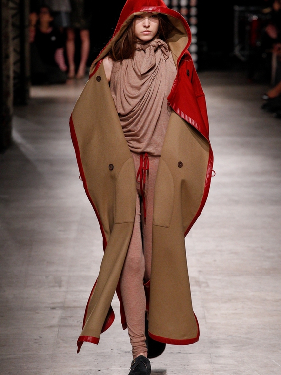  Fall 2016 Ready-to-Wear