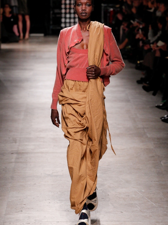  Fall 2016 Ready-to-Wear