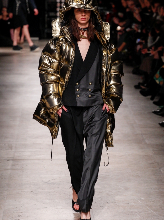  Fall 2016 Ready-to-Wear