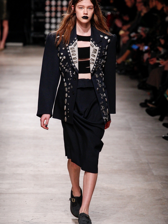  Fall 2016 Ready-to-Wear