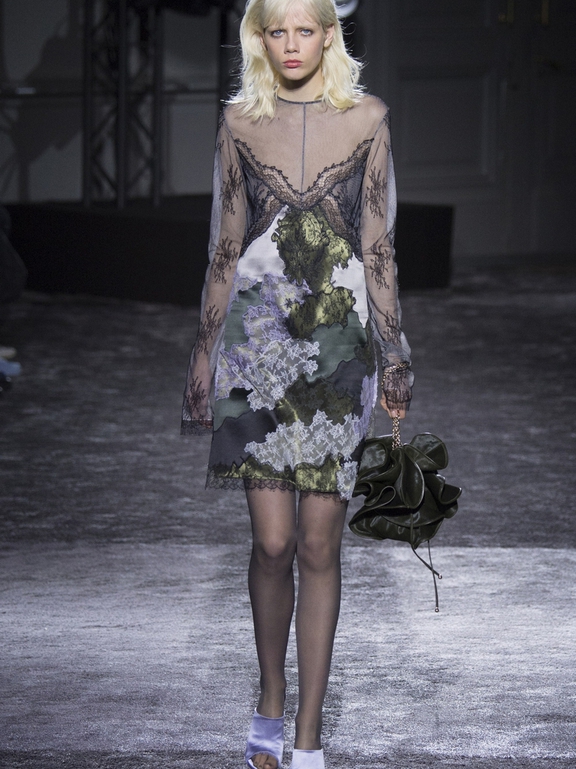  Fall 2016 Ready-to-Wear