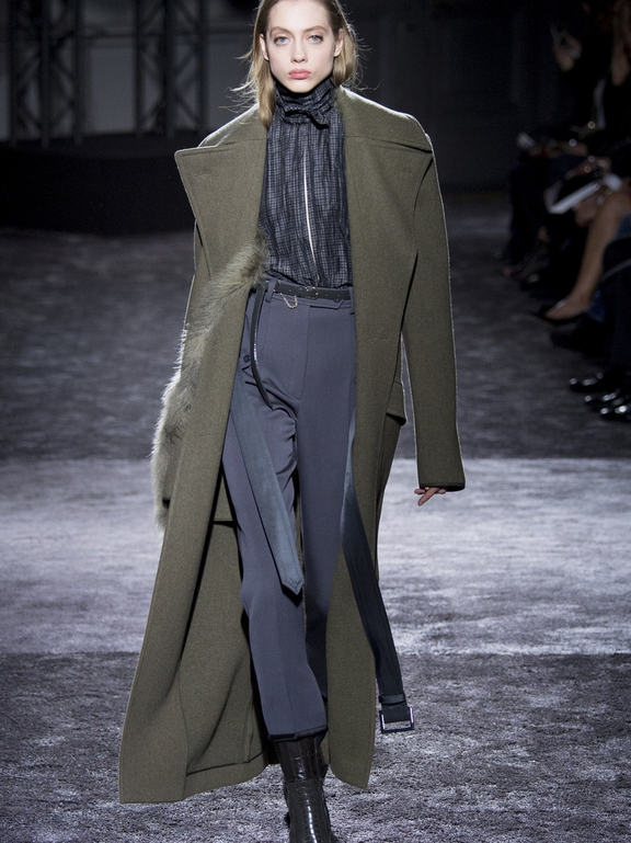  Fall 2016 Ready-to-Wear