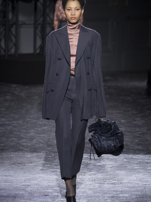  Fall 2016 Ready-to-Wear