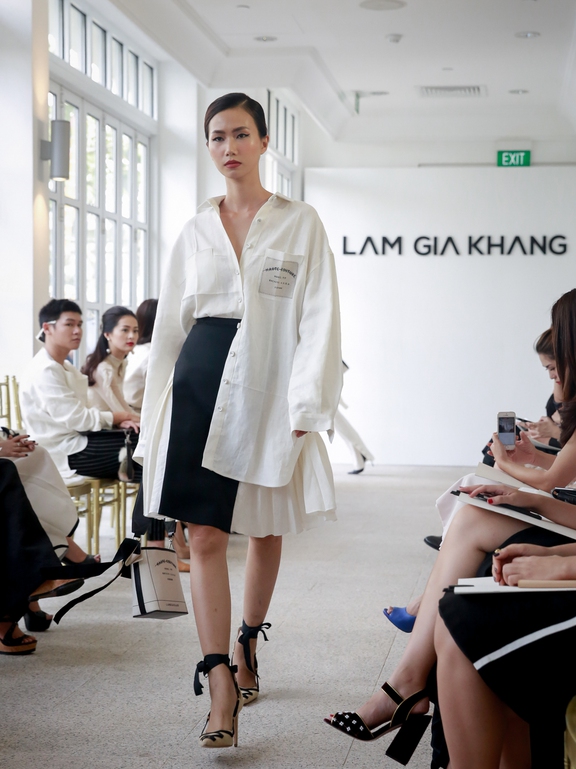  Lâm Gia Khang