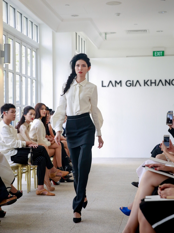  Lâm Gia Khang