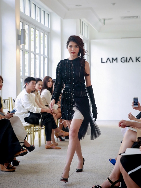  Lâm Gia Khang