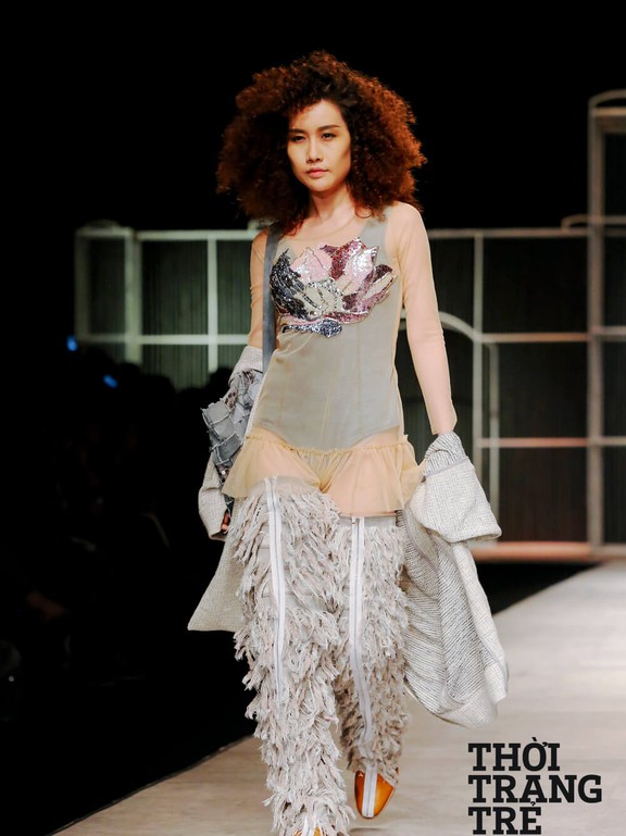  Oche’s collection for Vietnam International Fashion Week 2016