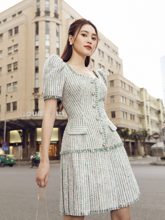  Những thiết kế ready to wear của Lê Thanh Hoà cho nàng dạo phố trong mùa Sài Gòn sáng nắng chiều trở lạnh