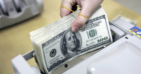 Giá USD hôm nay 14.10.2023: Tăng cao trước kỳ vọng lãi suất đi lên
