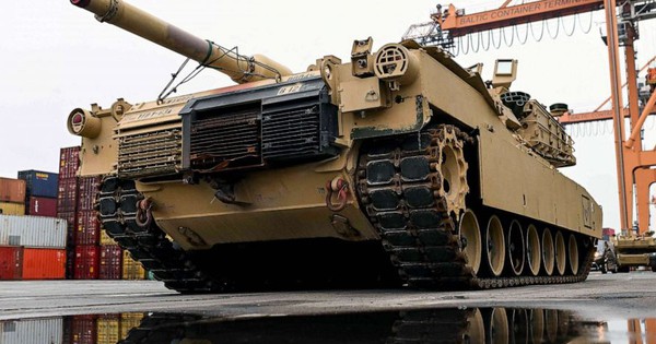 Chiến sự ng&agrave;y 422: Ukraine củng cố lực lượng xe tăng trước đợt phản c&ocirc;ng lớn