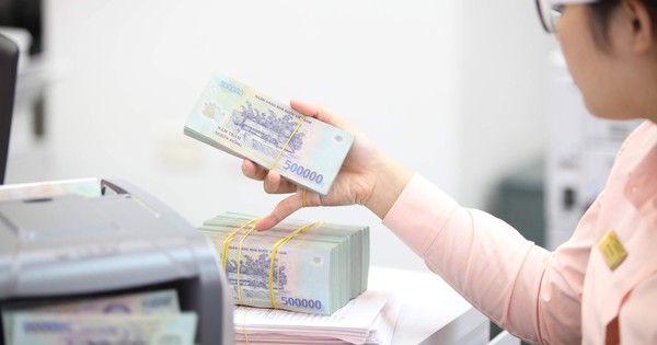 Dư nợ cho vay tiêu dùng của các công ty tài chính đạt khoảng 200.000 tỉ đồng