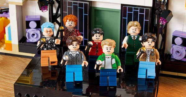 Nhóm nhạc BTS bước vào thế giới game LEGO