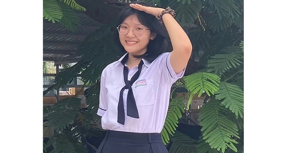 Nữ sinh Phú Yên chinh phục học bổng Mỹ: 'Đi để trân trọng hành trình trở về'