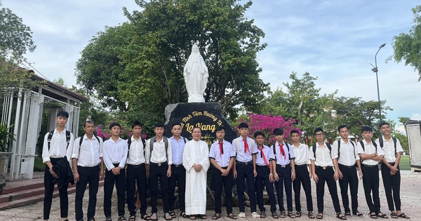 Người nâng bước những mảnh đời lầm lỡ