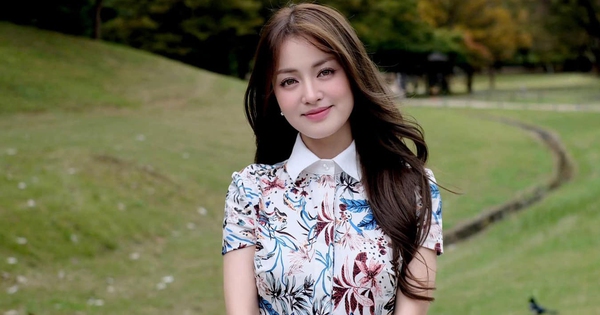 A simple shirt dress that is the most ‘lemongrass’ in the wardrobe