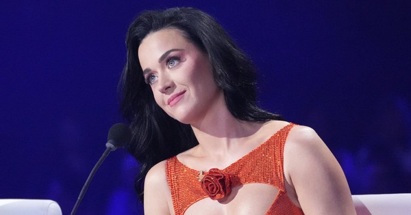 Katy Perry rời ghế giám khảo 'American Idol' sau 7 mùa