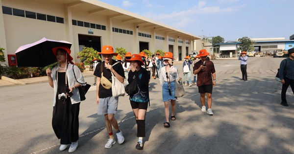 香港大學學生參觀大福廢棄物處理中心