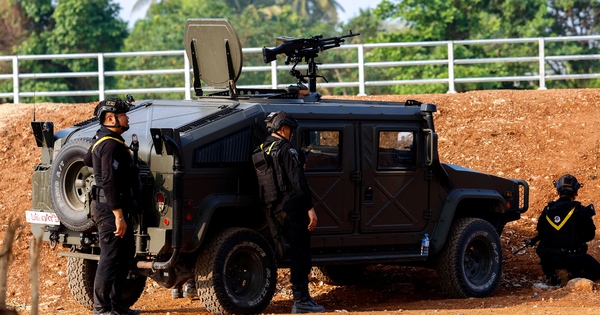 การสู้รบเกิดขึ้นใกล้ชายแดนระหว่างเมียนมาร์และไทย