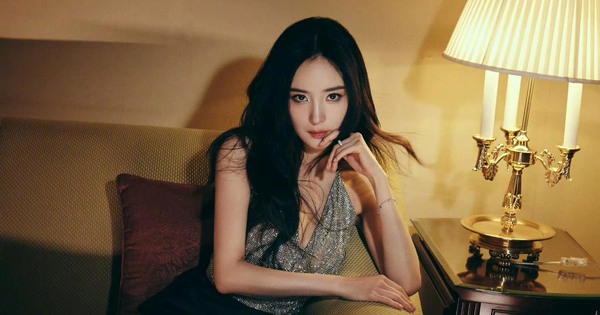 Duong Mich looks ‘sharp’ when wearing a black outfit, her appearance changes dramatically