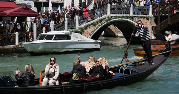 Người dân nói gì khi di sản thế giới Venice thu phí vào thành phố?