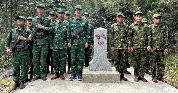 Tuần tra song phương bi&ecirc;n giới Việt - L&agrave;o tại Quảng B&igrave;nh