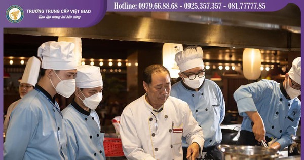 Xuất ngoại từ học nghề