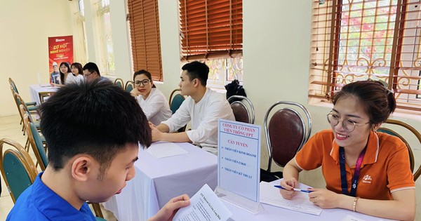 Doanh nghiệp tuyển hơn 1.600 lao động tại khu vực phía đông Hà Nội