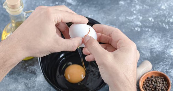 Chuy&ecirc;n gia: C&oacute; thể ăn trứng mỗi ng&agrave;y