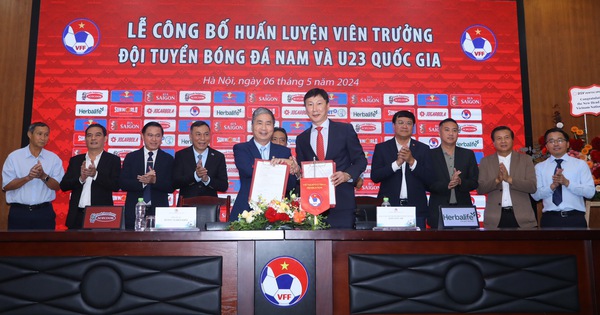 VFF: 'HLV Kim Sang-sik sẽ giúp đội tuyển Việt Nam đáp ứng kỳ vọng của người hâm mộ'
