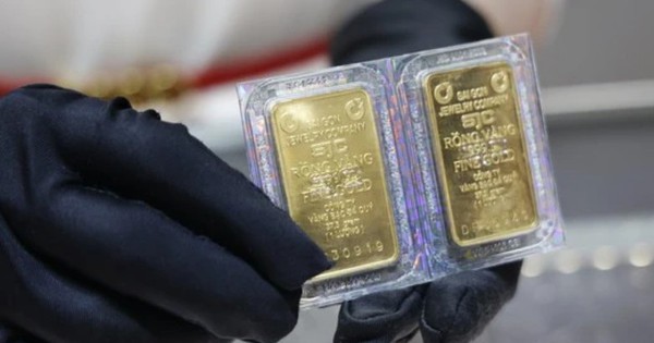 'Cho nhập vàng, trong 1 tuần giá vàng trong nước sẽ bằng giá vàng thế giới'