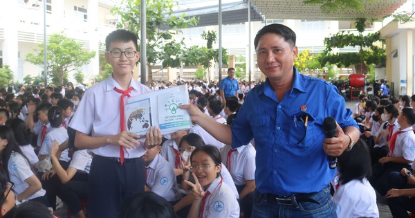 Tiết kiệm điện trong trường học, dạy con từ thuở còn thơ…