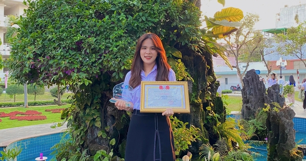 Nữ sinh tốt nghiệp sớm loại xuất sắc, có việc làm lương cao ngay khi ra trường